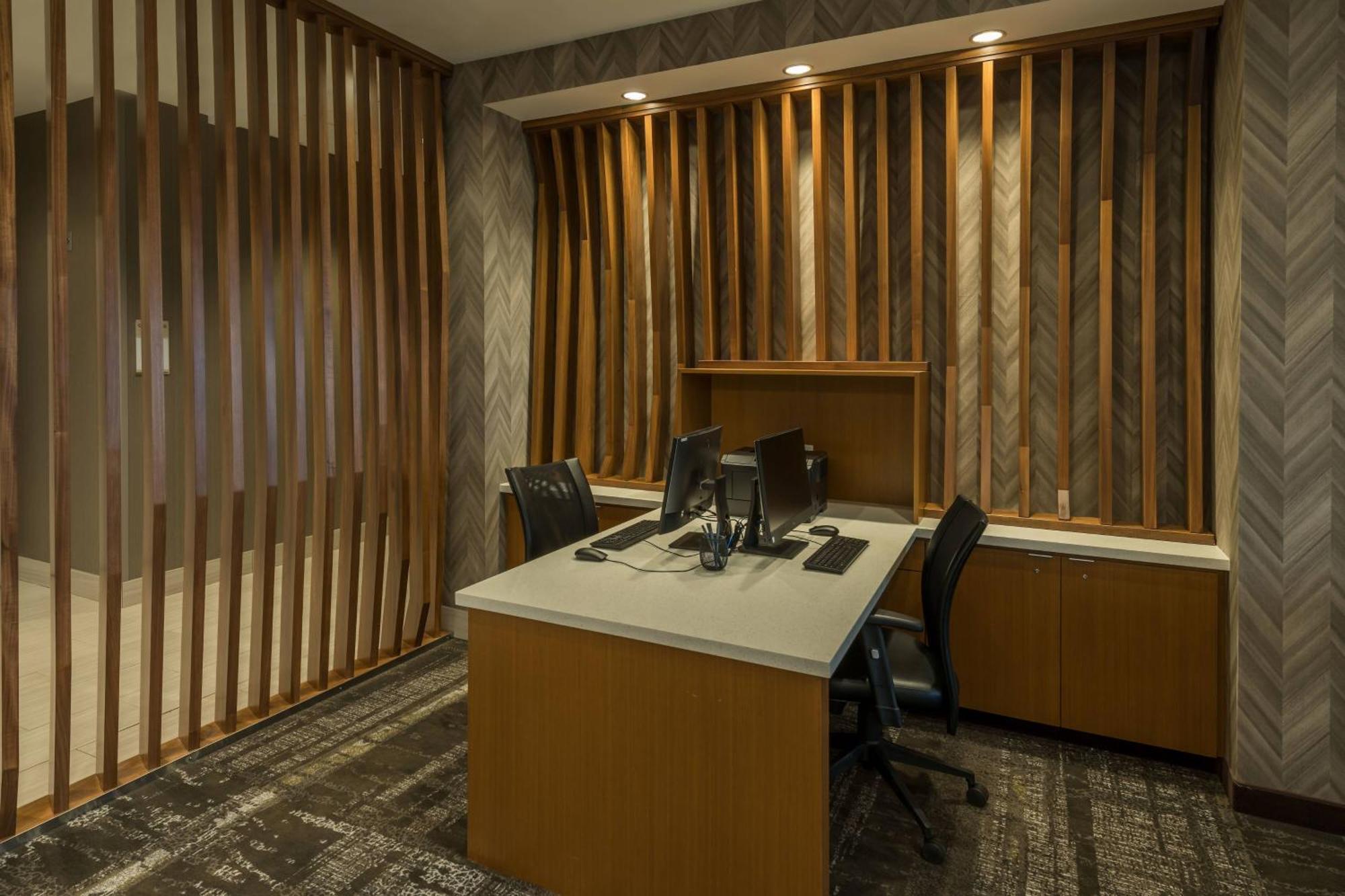 Springhill Suites By Marriott Reno Exterior foto